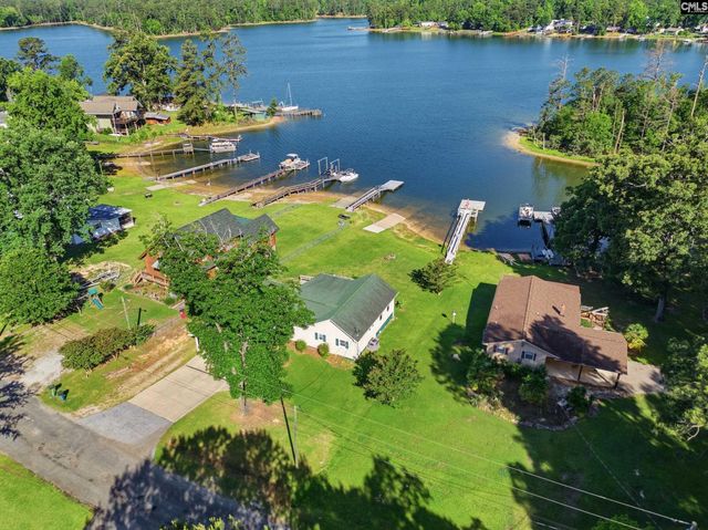 156 Point Circle Road, Prosperity, SC 29127