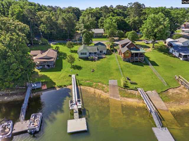 156 Point Circle Road, Prosperity, SC 29127