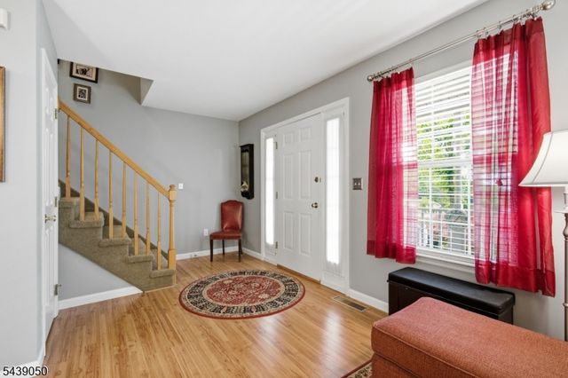 10 Mountainside Dr, Andover Twp., NJ 07860
