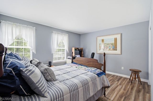 10 Mountainside Dr, Andover Twp., NJ 07860