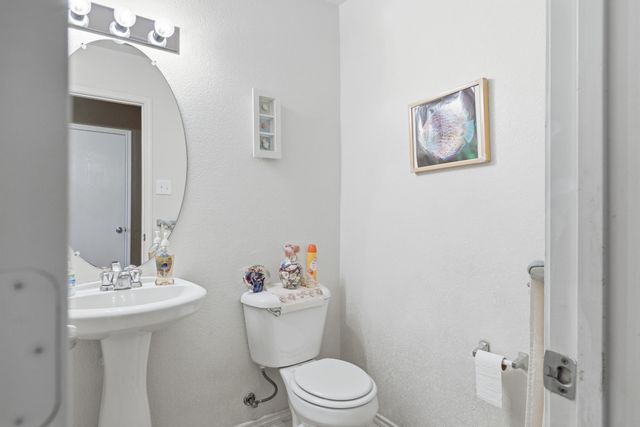 9104 Cheswick Drive, Fort Worth, TX 76123