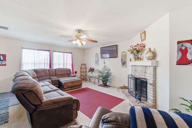 9104 Cheswick Drive, Fort Worth, TX 76123