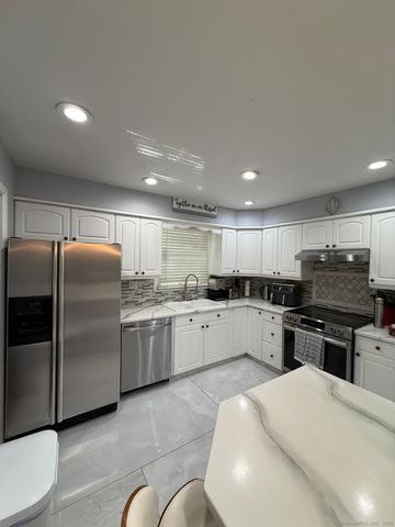 5763 Park Avenue, Fairfield, CT 06825