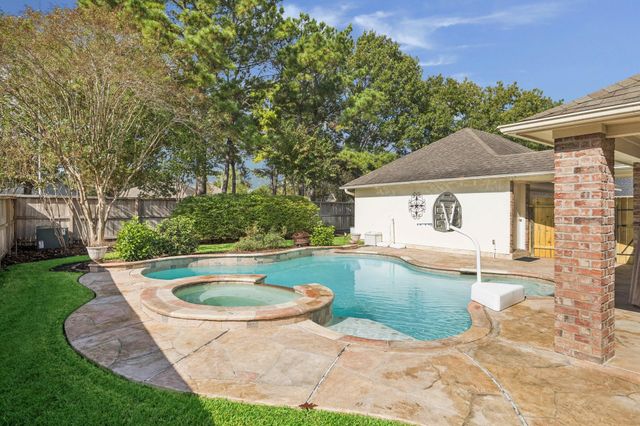 21223 Heartwood Oak Trail, Cypress, TX 77433