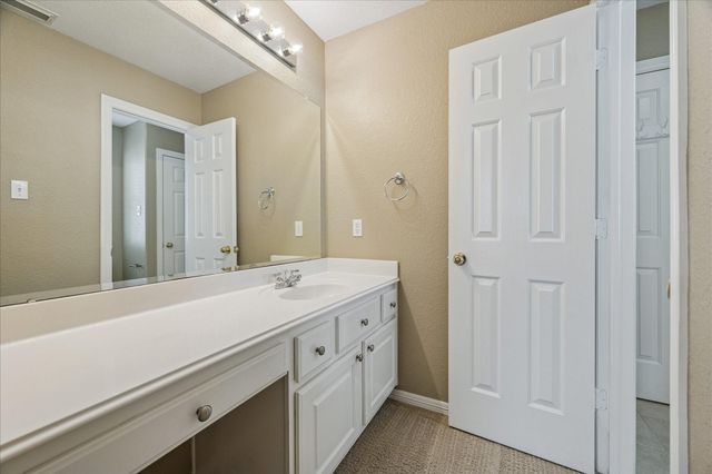 21223 Heartwood Oak Trail, Cypress, TX 77433