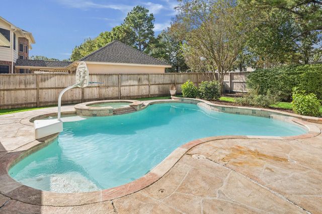 21223 Heartwood Oak Trail, Cypress, TX 77433