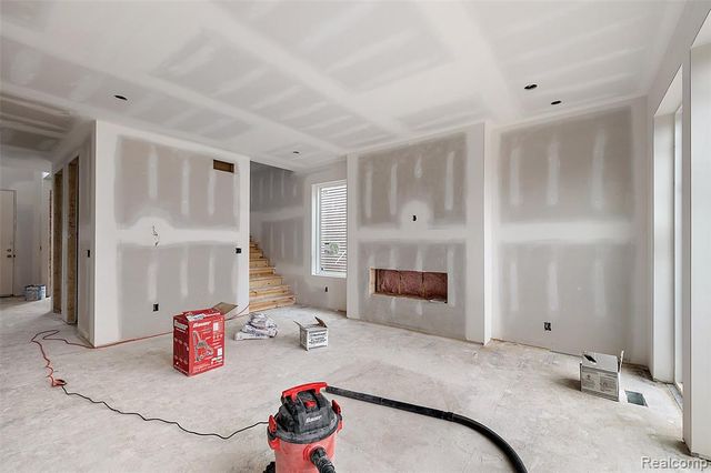 449 E Oakridge Street, Ferndale, MI 48220