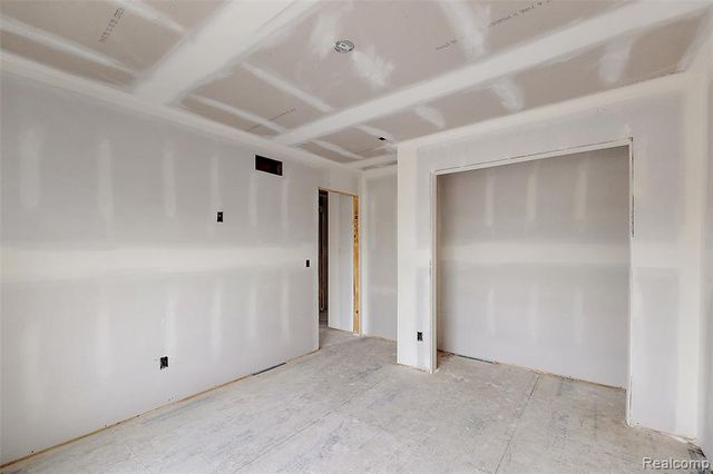 449 E Oakridge Street, Ferndale, MI 48220