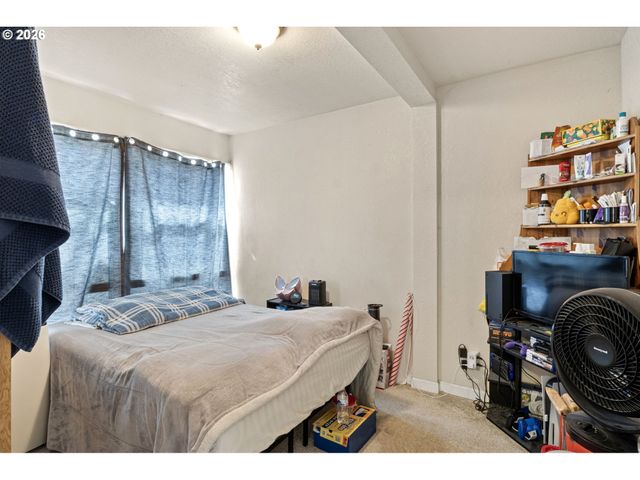 3810 ELMIRA Rd, Eugene, OR 97402