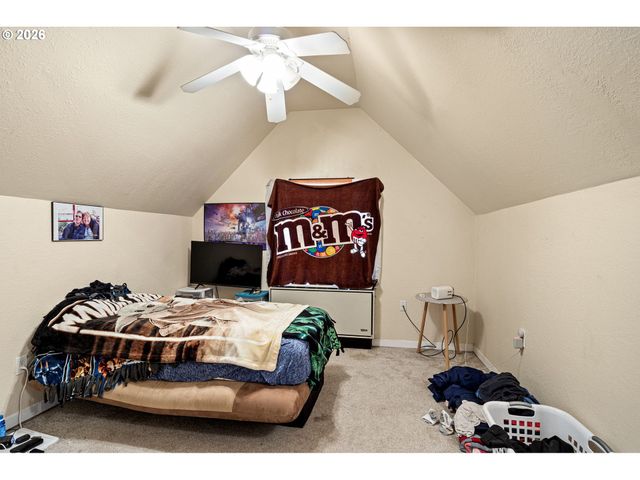 3810 ELMIRA Rd, Eugene, OR 97402