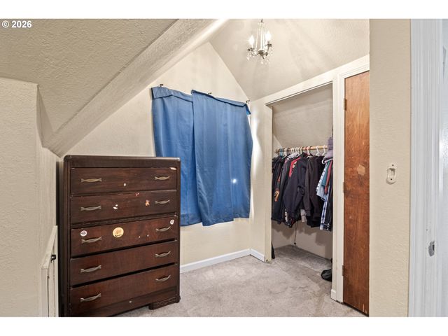 3810 ELMIRA Rd, Eugene, OR 97402