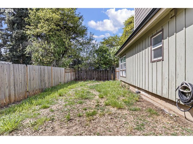 3810 ELMIRA Rd, Eugene, OR 97402