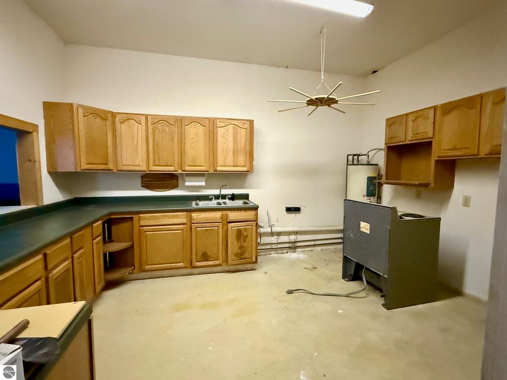 Image 12 of property listing at 1800 E M-55, Cadillac, MI 49601