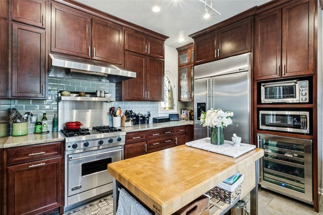 6936 Lakeshore Drive, Dallas, TX 75214