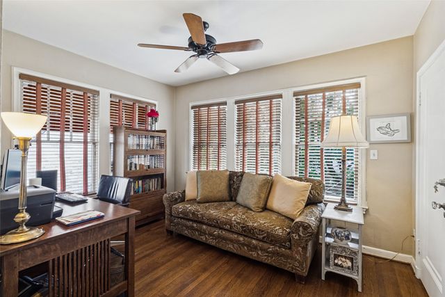 6936 Lakeshore Drive, Dallas, TX 75214
