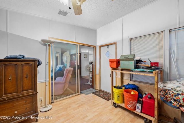 10232 Woodland Drive, Hudson, FL 34669