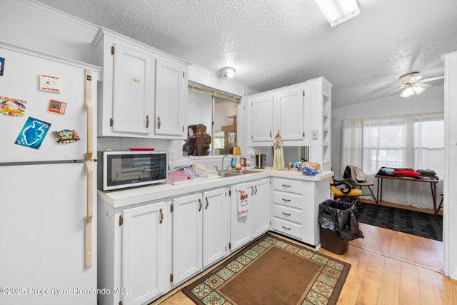 10232 Woodland Drive, Hudson, FL 34669