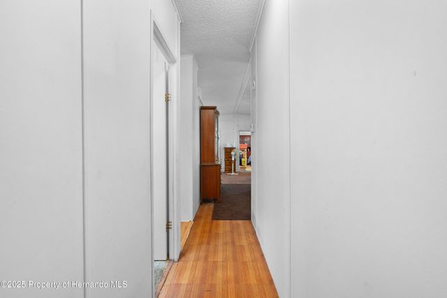 10232 Woodland Drive, Hudson, FL 34669