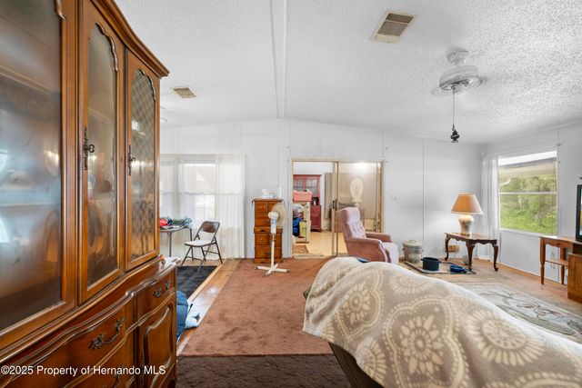 10232 Woodland Drive, Hudson, FL 34669