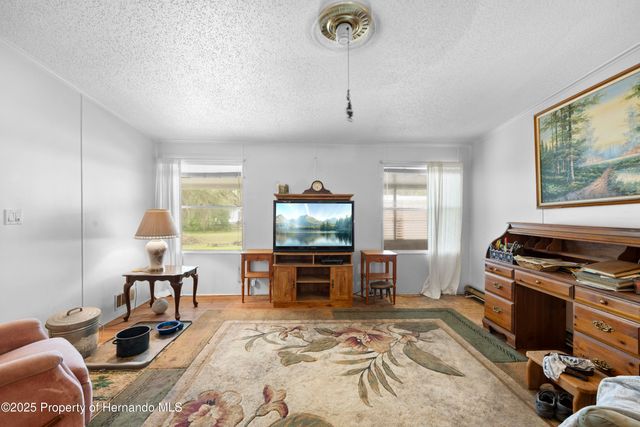 10232 Woodland Drive, Hudson, FL 34669
