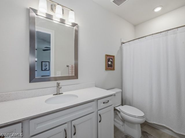 4010 E Hampton CIR, Alva, FL 33920
