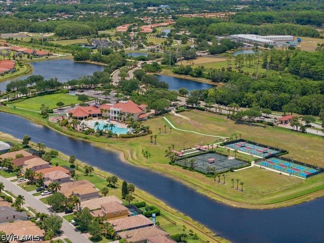 4010 E Hampton CIR, Alva, FL 33920