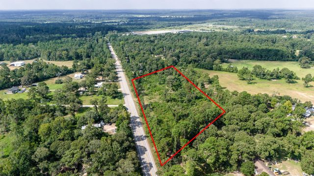 17171 E Fm 1097 Road, Willis, TX 77378