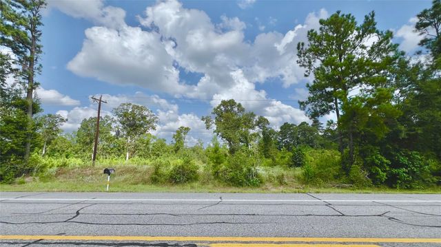 17171 E Fm 1097 Road, Willis, TX 77378