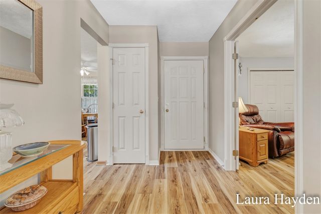 6880 Beechwood Drive, Saranac, MI 48881