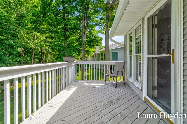 6880 Beechwood Drive, Saranac, MI 48881