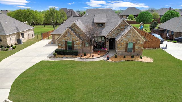 1173 Durango Springs Drive, Fort Worth, TX 76052