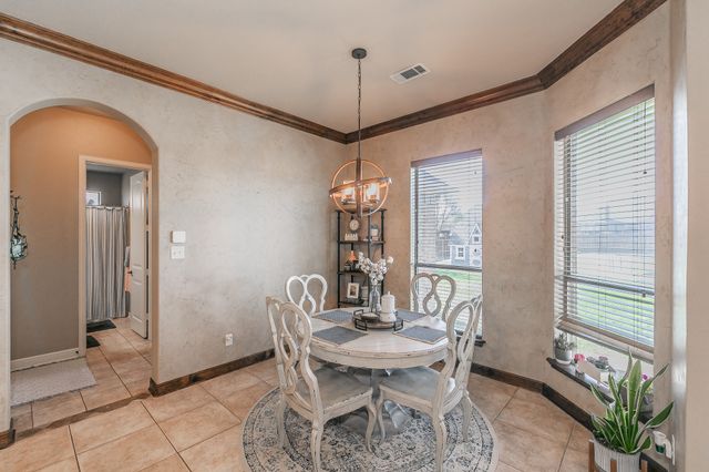 1173 Durango Springs Drive, Fort Worth, TX 76052