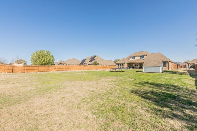 1173 Durango Springs Drive, Fort Worth, TX 76052