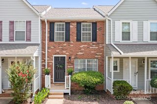 8159 Circle Tree Lane, Charlotte, NC 28277