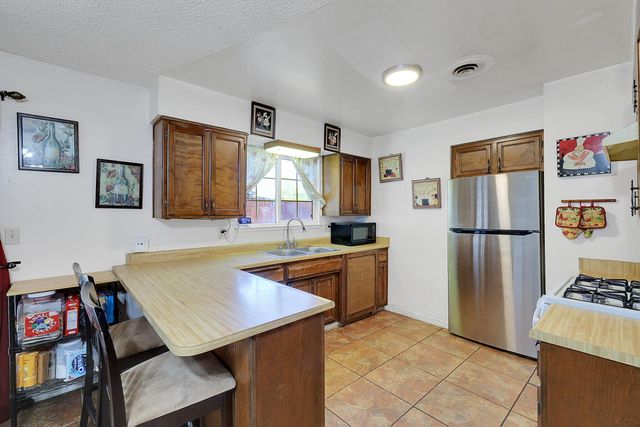 1788 Fernwood Dr, Marysville, CA 95901