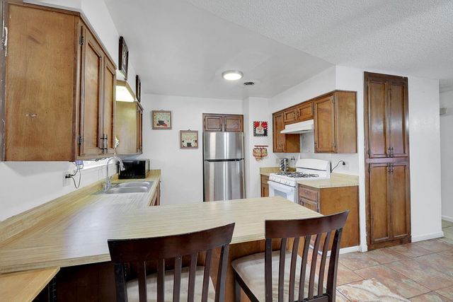 1788 Fernwood Dr, Marysville, CA 95901