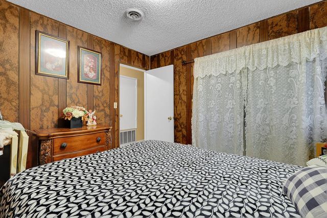 1788 Fernwood Dr, Marysville, CA 95901