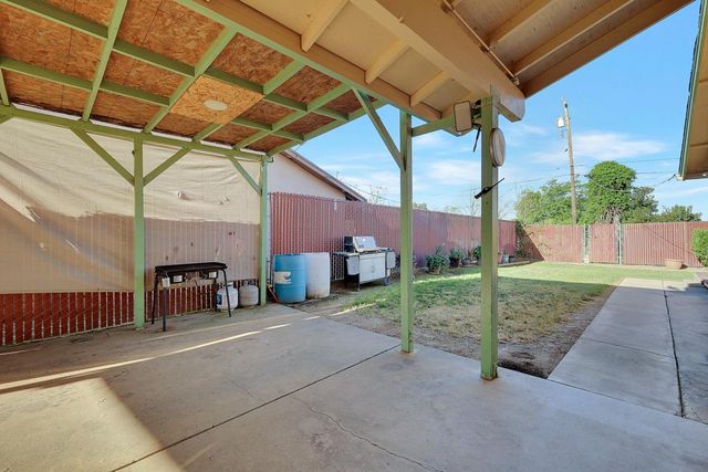 1788 Fernwood Dr, Marysville, CA 95901