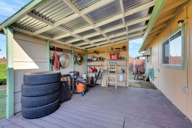 1788 Fernwood Dr, Marysville, CA 95901