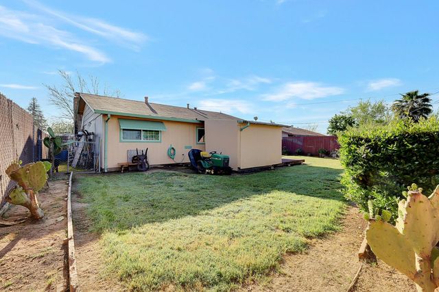 1788 Fernwood Dr, Marysville, CA 95901