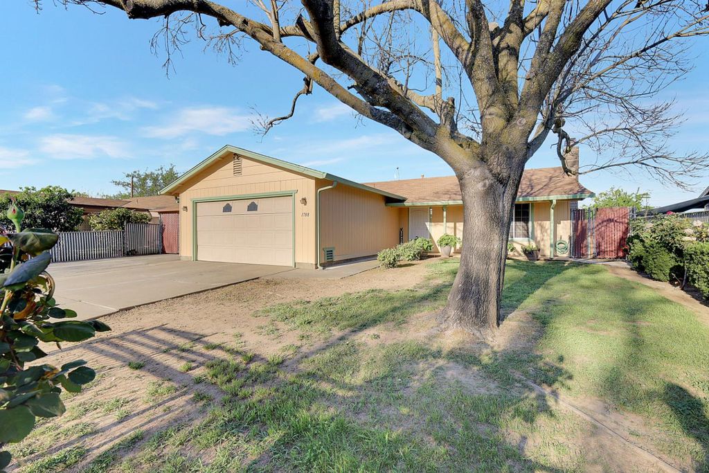 1788 Fernwood Dr, Marysville, CA 95901
