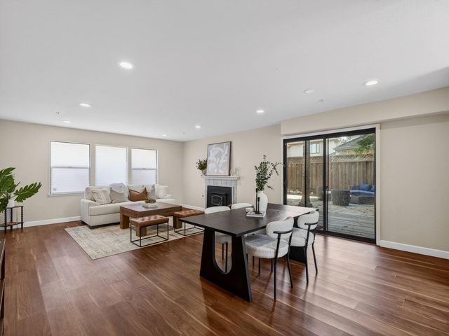 1764 Del Mar Court, Santa Cruz, CA 95062