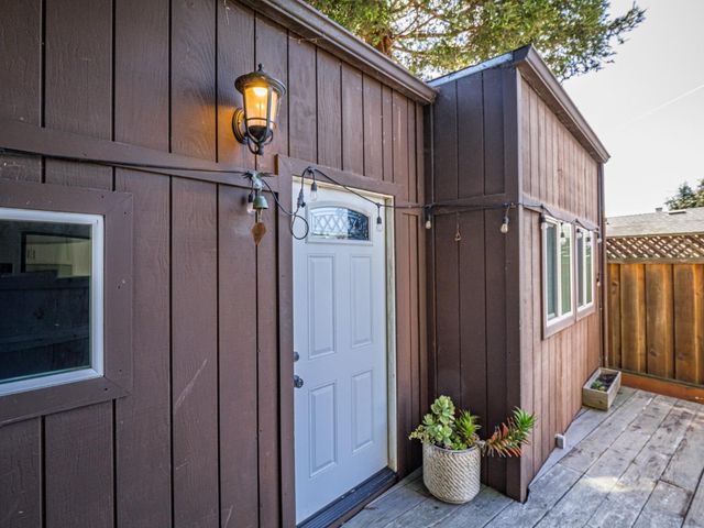 1764 Del Mar Court, Santa Cruz, CA 95062