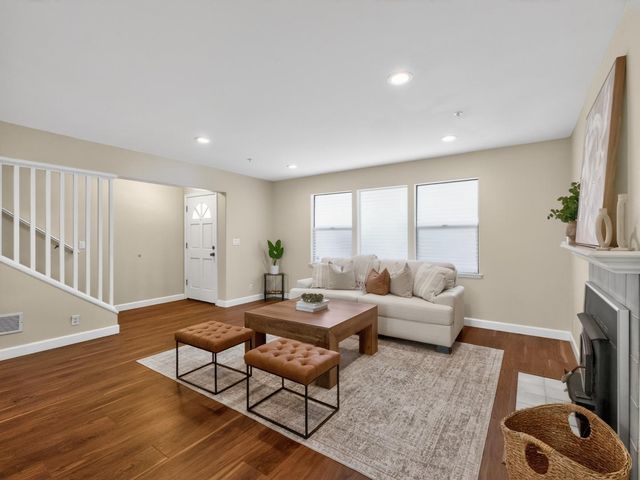 1764 Del Mar Court, Santa Cruz, CA 95062