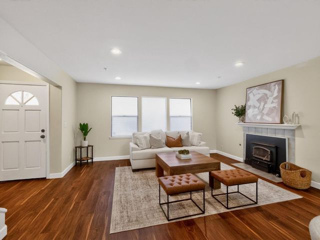 1764 Del Mar Court, Santa Cruz, CA 95062