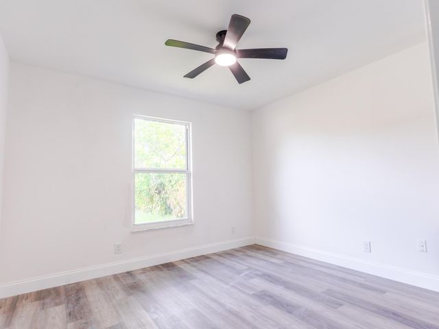 1229 18TH Avenue N, Lake Worth Beach, FL 33460