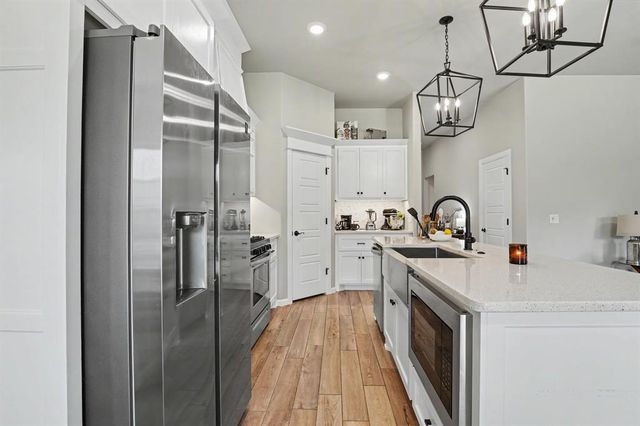 5225 Skylar Rae Road, Edmond, OK 73034