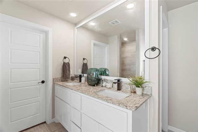 5225 Skylar Rae Road, Edmond, OK 73034