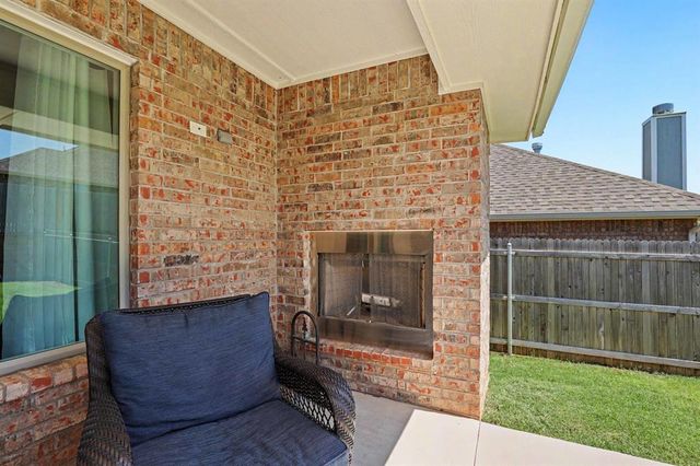 5225 Skylar Rae Road, Edmond, OK 73034