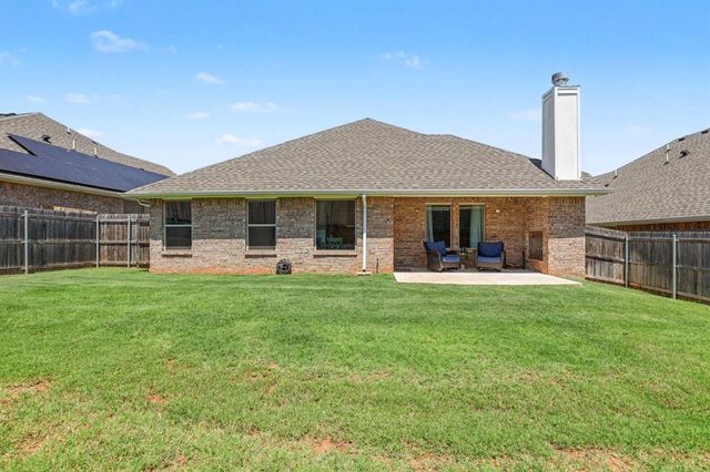 5225 Skylar Rae Road, Edmond, OK 73034